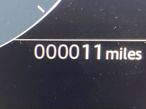 Used 2026 Land Rover Range Rover Evoque S image 16