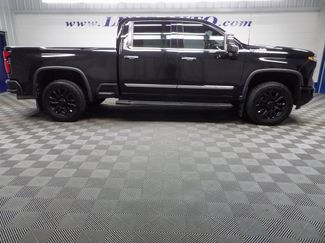 Used 2024 Chevrolet Silverado 2500 High Country video 2