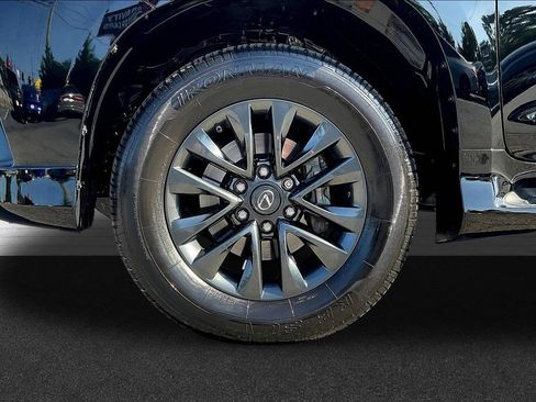 Used 2022 Lexus GX 460 Premium w/ Premium Package AWD/4WD image 32