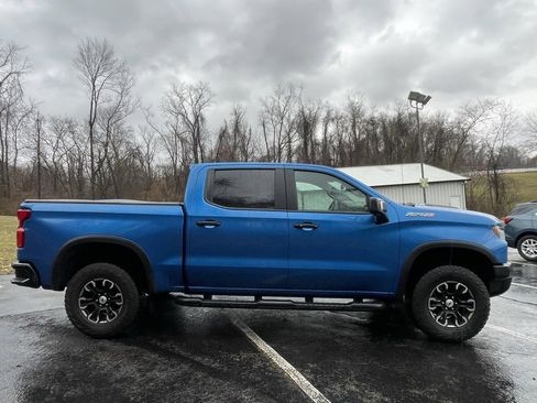 Used 2023 Chevrolet Silverado 1500 ZR2 w/ Technology Package image 2