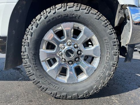 Used 2017 Ford F250 Lariat w/ Chrome Package AWD/4WD image 13