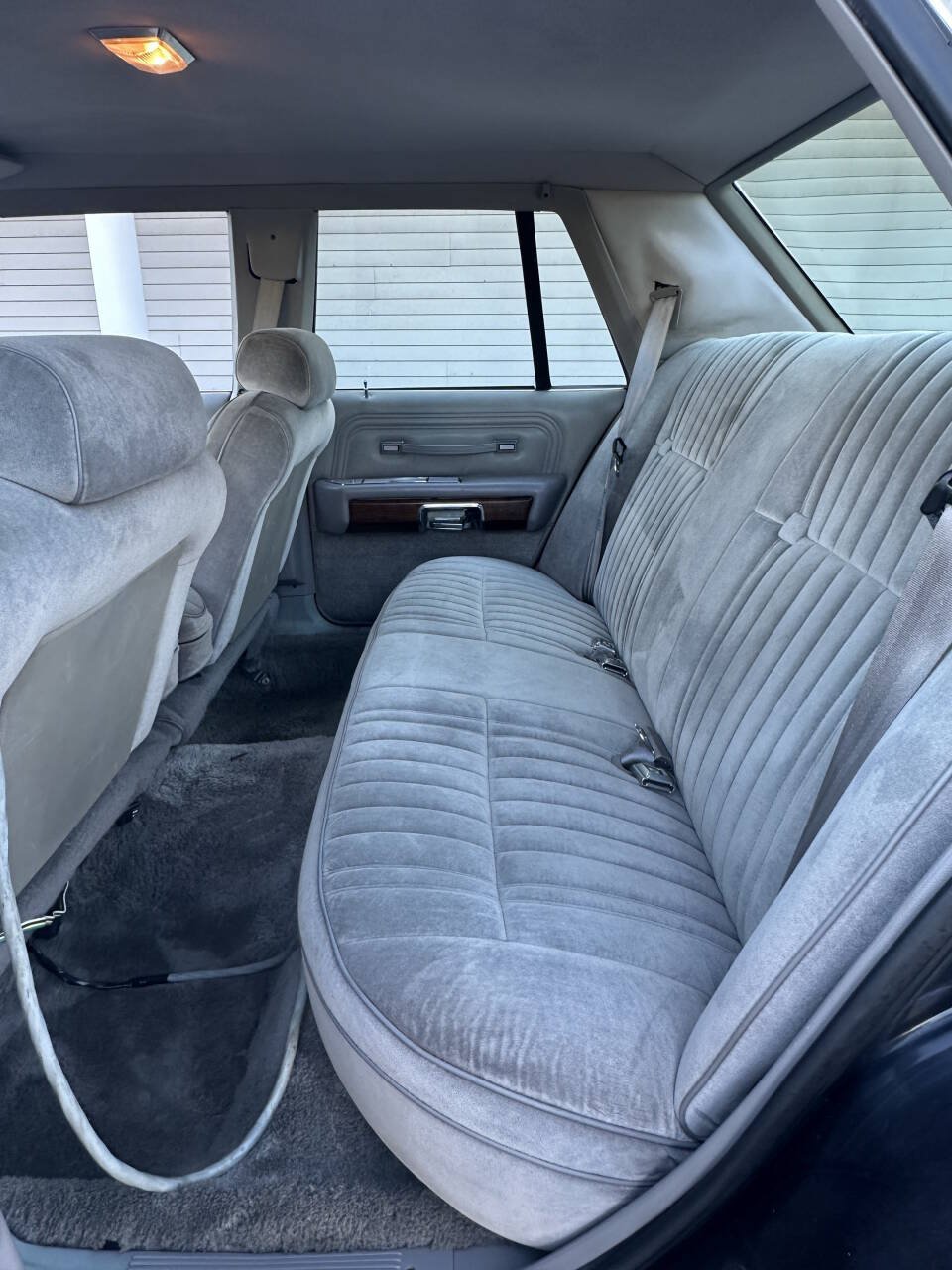 Used 1990 Ford LTD Crown Victoria RWD image 16