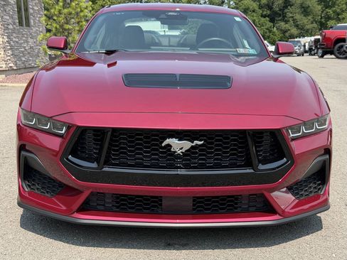 Used 2025 Ford Mustang GT RWD image 3