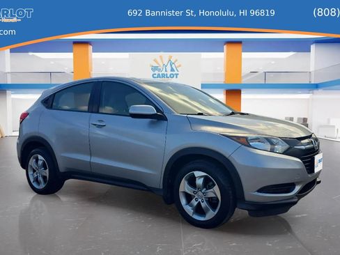 Used 2018 Honda HR-V LX image 4