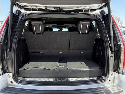 Used 2019 Cadillac Escalade Platinum AWD/4WD image 26