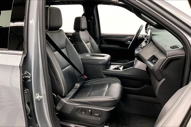 Used 2023 GMC Yukon SLT AWD/4WD image 8