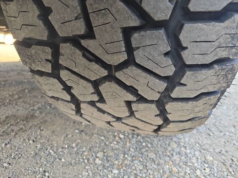 Used 2018 Nissan Titan XD image 55