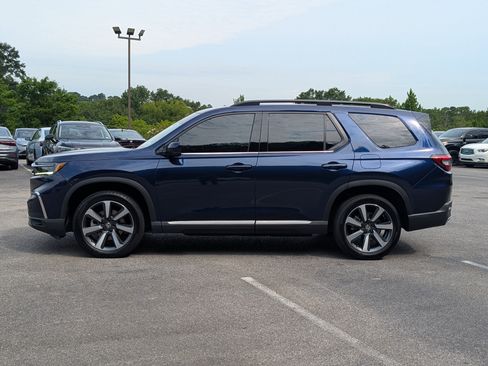 Used 2024 Honda Pilot Touring image 6