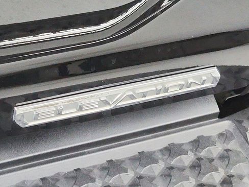 Used 2024 GMC Canyon Elevation RWD image 25