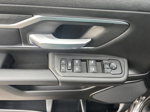 Used 2025 RAM 1500 Big Horn AWD/4WD image 11
