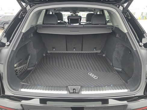 New 2025 Audi Q5 Premium Plus image 17