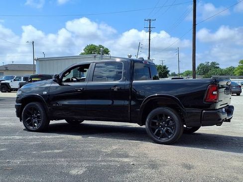 New 2026 RAM 1500 Laramie AWD/4WD image 17