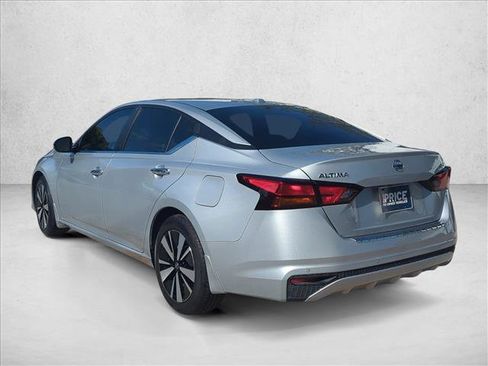 Used 2022 Nissan Altima 2.5 SV FWD image 7