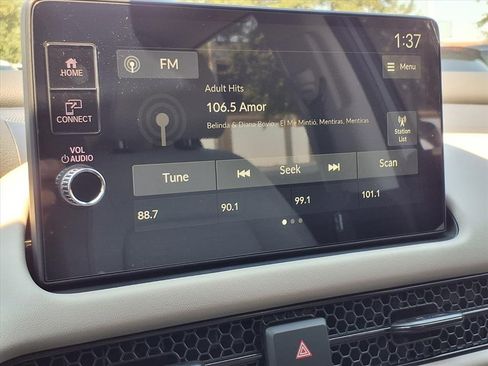 New 2026 Honda HR-V LX image 4