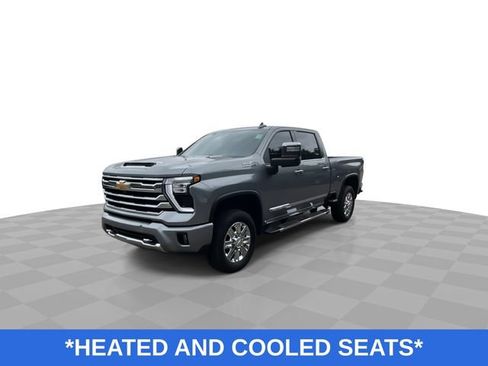 Used 2024 Chevrolet Silverado 2500 High Country w/ Technology Package AWD/4WD image 5