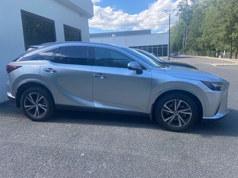 Used 2024 Lexus RX 350 Premium w/ Accessory Package (Z1) AWD/4WD image 1