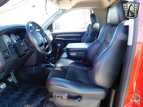 Used 2004 Dodge Ram 1500 Truck 2WD Regular Cab image 10