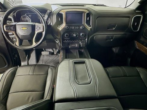 Used 2020 Chevrolet Silverado 3500 High Country w/ Technology Package image 16