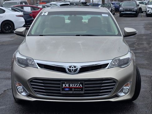 Used 2014 Toyota Avalon Limited image 2