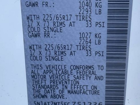 Used 2014 Nissan Rogue S FWD image 27