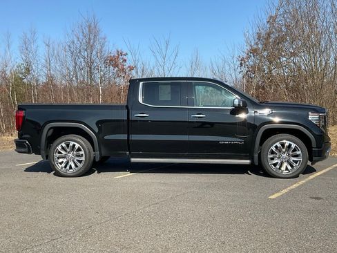 Used 2023 GMC Sierra 1500 Denali w/ Denali Reserve Package image 30