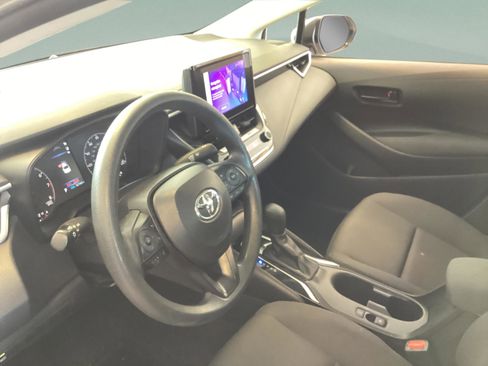 Used 2024 Toyota Corolla LE FWD image 16