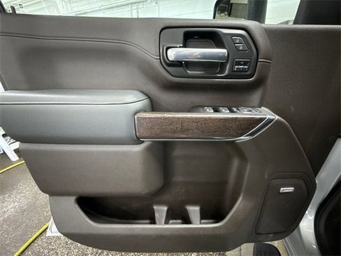 Used 2022 GMC Sierra 2500 Denali image 54