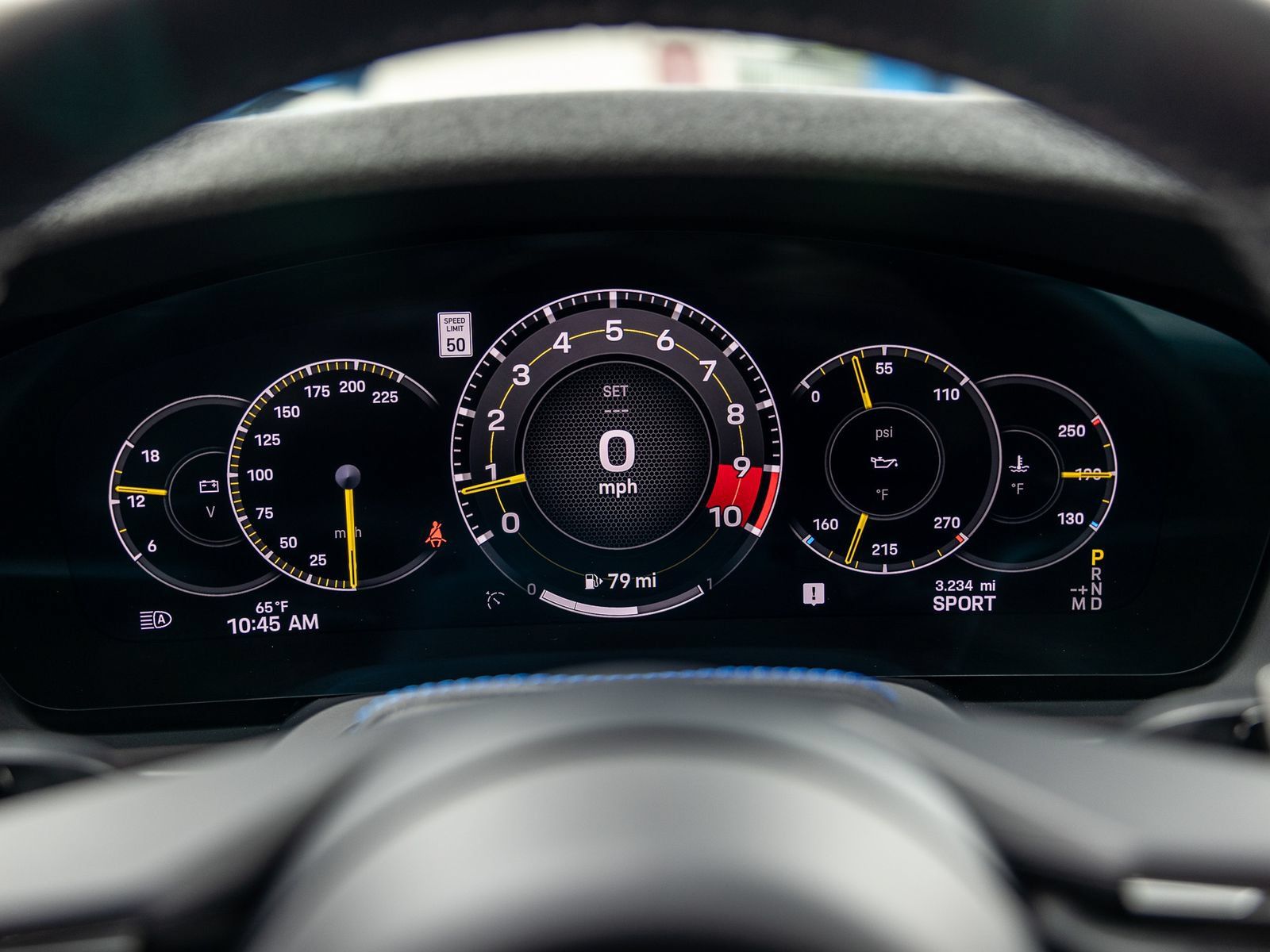 Certified 2025 Porsche 911 GT3 RWD image 32