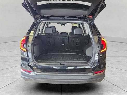 Used 2024 GMC Terrain AT4 w/ LPO, 'HIT The Road' Package image 28