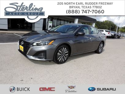 Used 2025 Nissan Altima 2.5 SV
