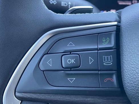 New 2026 Jeep Grand Cherokee L Limited RWD image 29