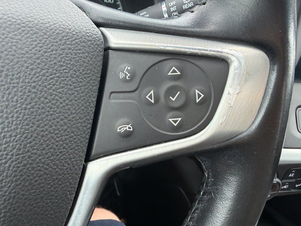 Used 2018 GMC Acadia SLE FWD image 20