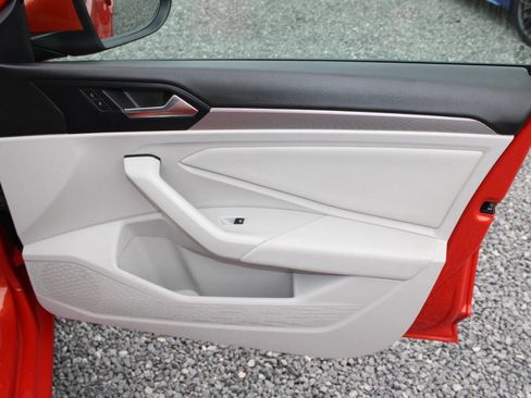 Used 2019 Volkswagen Jetta S w/ Driver Assistance Package image 21