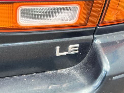 Used 1995 Toyota Camry LE FWD image 21