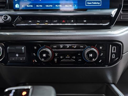 Used 2025 Chevrolet Silverado 1500 High Country w/ Midnight Edition image 15