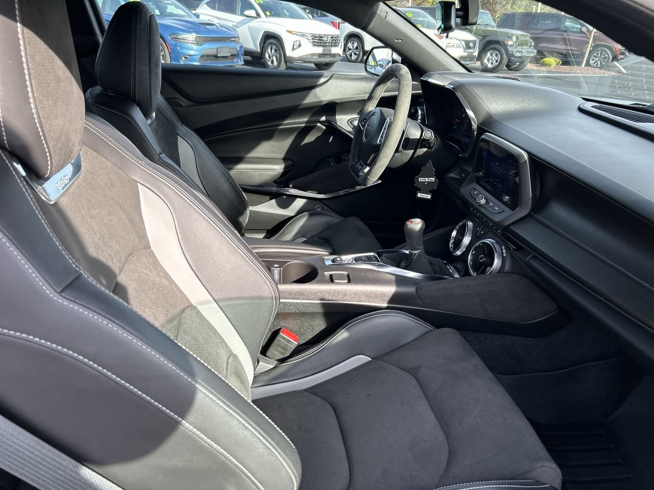 Used 2019 Chevrolet Camaro SS RWD image 13
