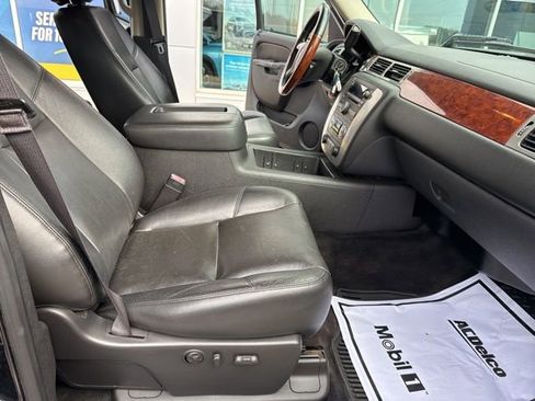 Used 2013 GMC Sierra 2500 SLT w/ SLT Convenience Package image 25