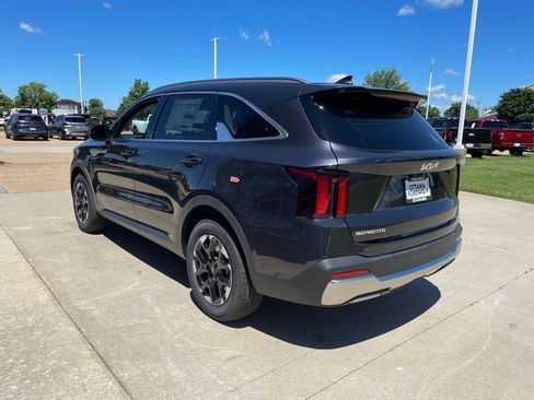 New 2026 Kia Sorento S FWD image 7