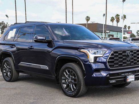 Used 2025 Toyota Sequoia Platinum image 3