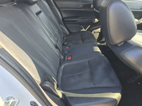 Used 2022 Mitsubishi Eclipse Cross SE image 19