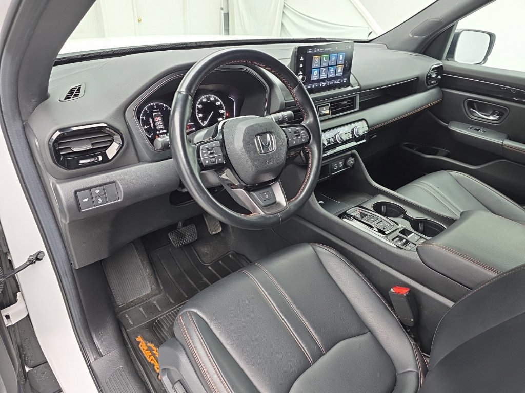 Used 2024 Honda Pilot TrailSport image 15
