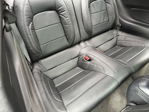 Used 2018 Ford Mustang GT w/ Equipment Group 301A RWD image 25