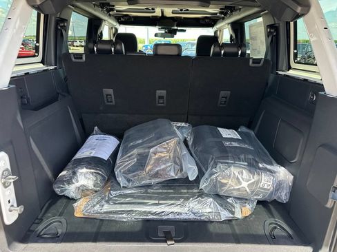 New 2026 Ford Bronco Badlands AWD/4WD image 25