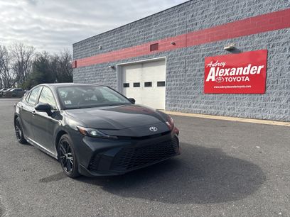 Used 2025 Toyota Camry SE