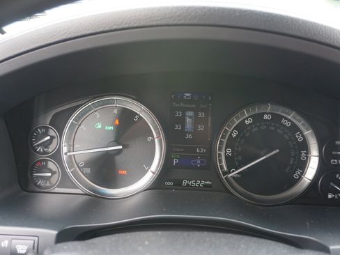 Used 2018 Lexus LX 570 4WD w/ Luxury Package image 10