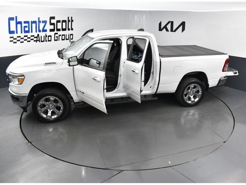 Used 2019 RAM 1500 Big Horn AWD/4WD image 30