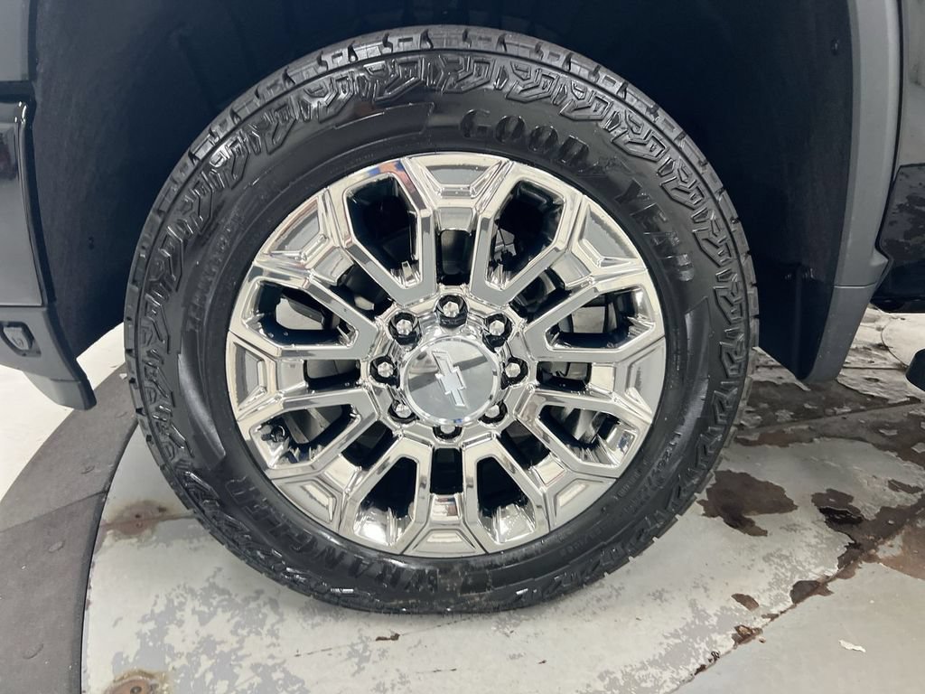 New 2026 Chevrolet Silverado 2500 High Country w/ High Country Premium Package AWD/4WD image 28