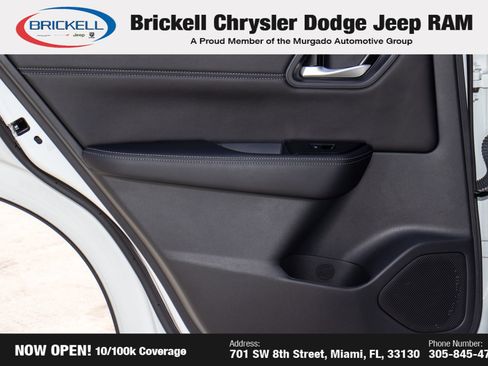 Used 2025 Nissan Rogue SV w/ SV Premium Package image 12