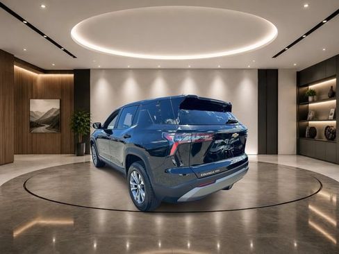 Certified 2026 Chevrolet Equinox LT w/ Convenience Package II AWD/4WD image 5