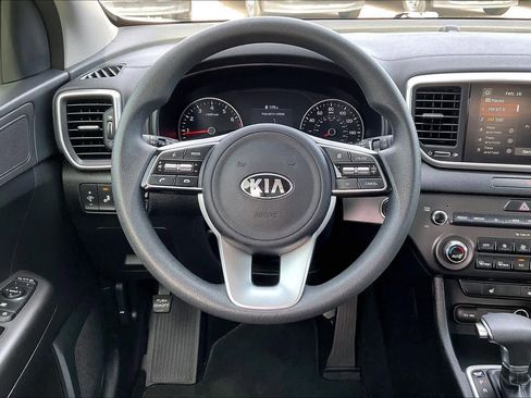Used 2022 Kia Sportage LX w/ LX AWD Value Edition Package image 6